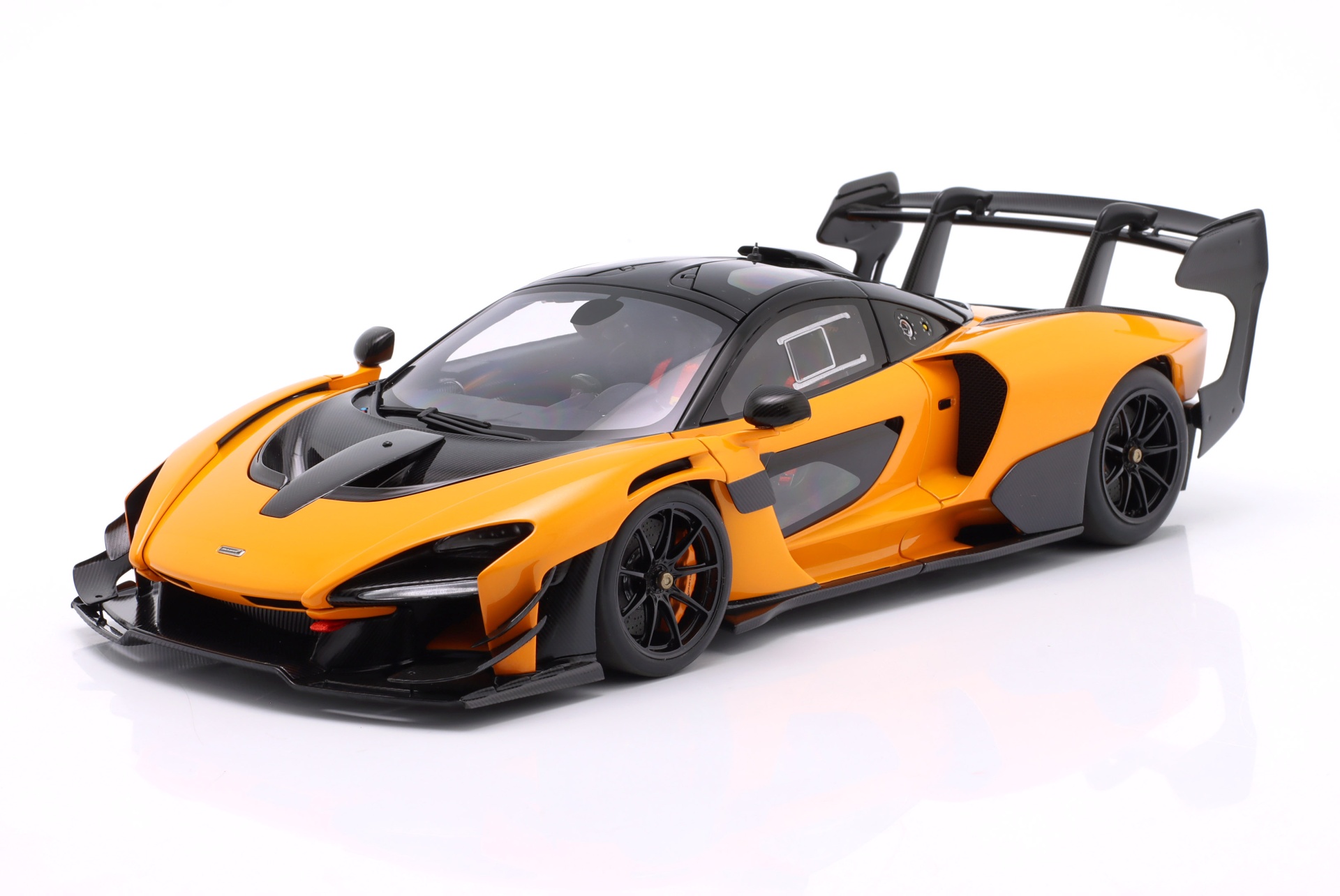 McLaren Senna GTR Baujahr 2019 orange  