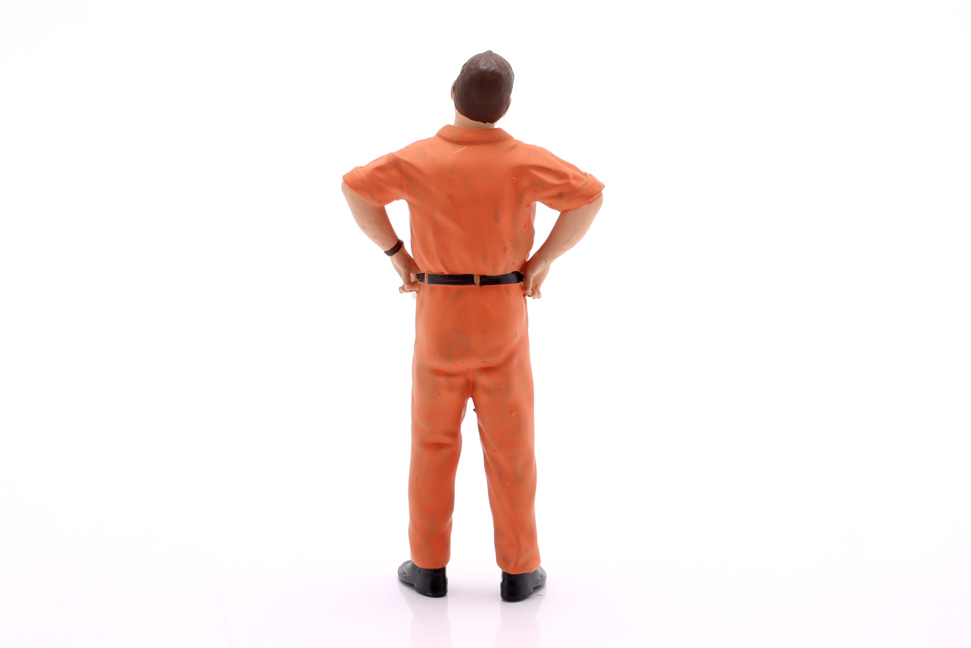 Mechaniker mit orangem Overall skeptisch - Figur  Figurenmanufaktur
