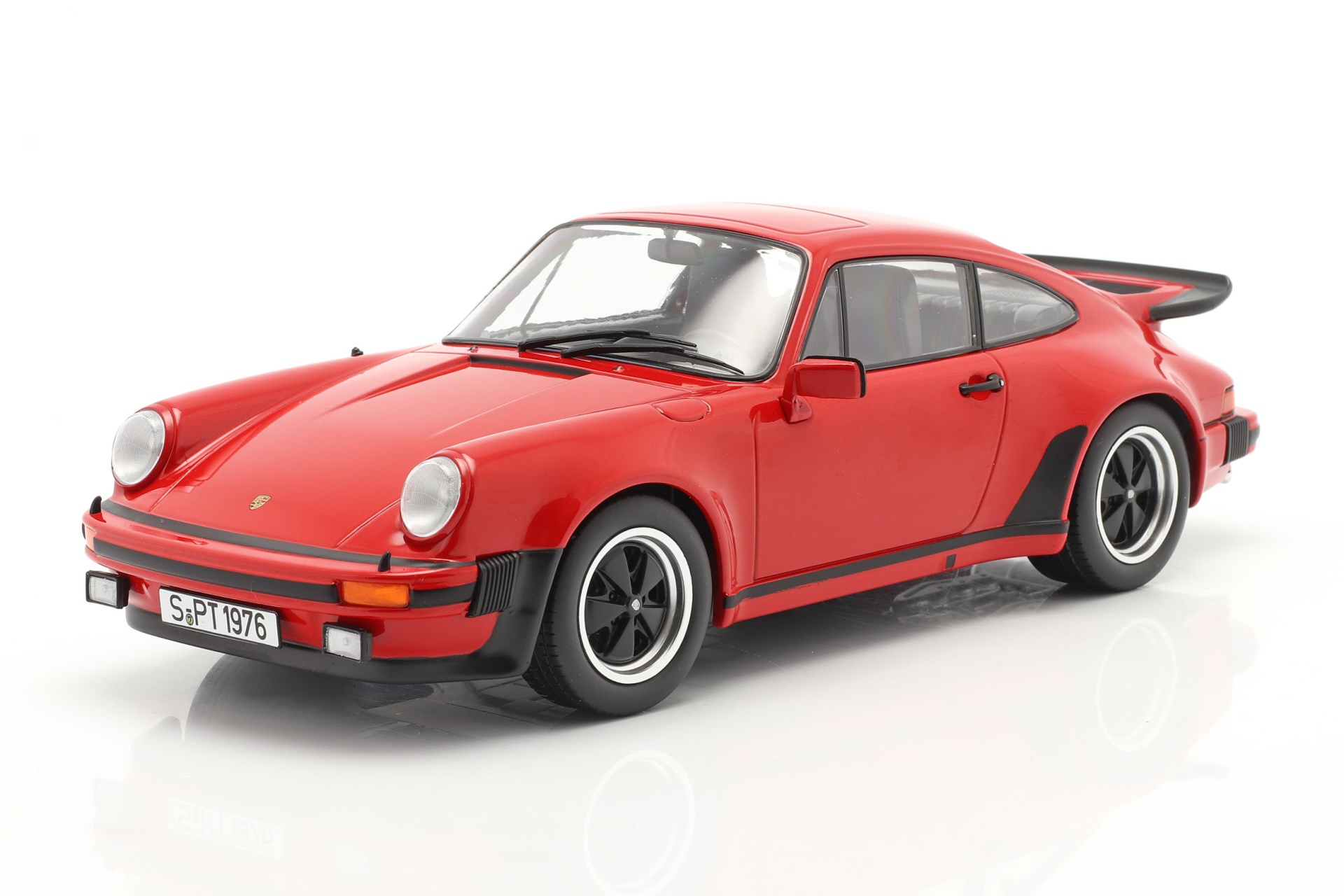 Porsche 911 (930) Turbo 3.0 Baujahr 1976 indischrot  