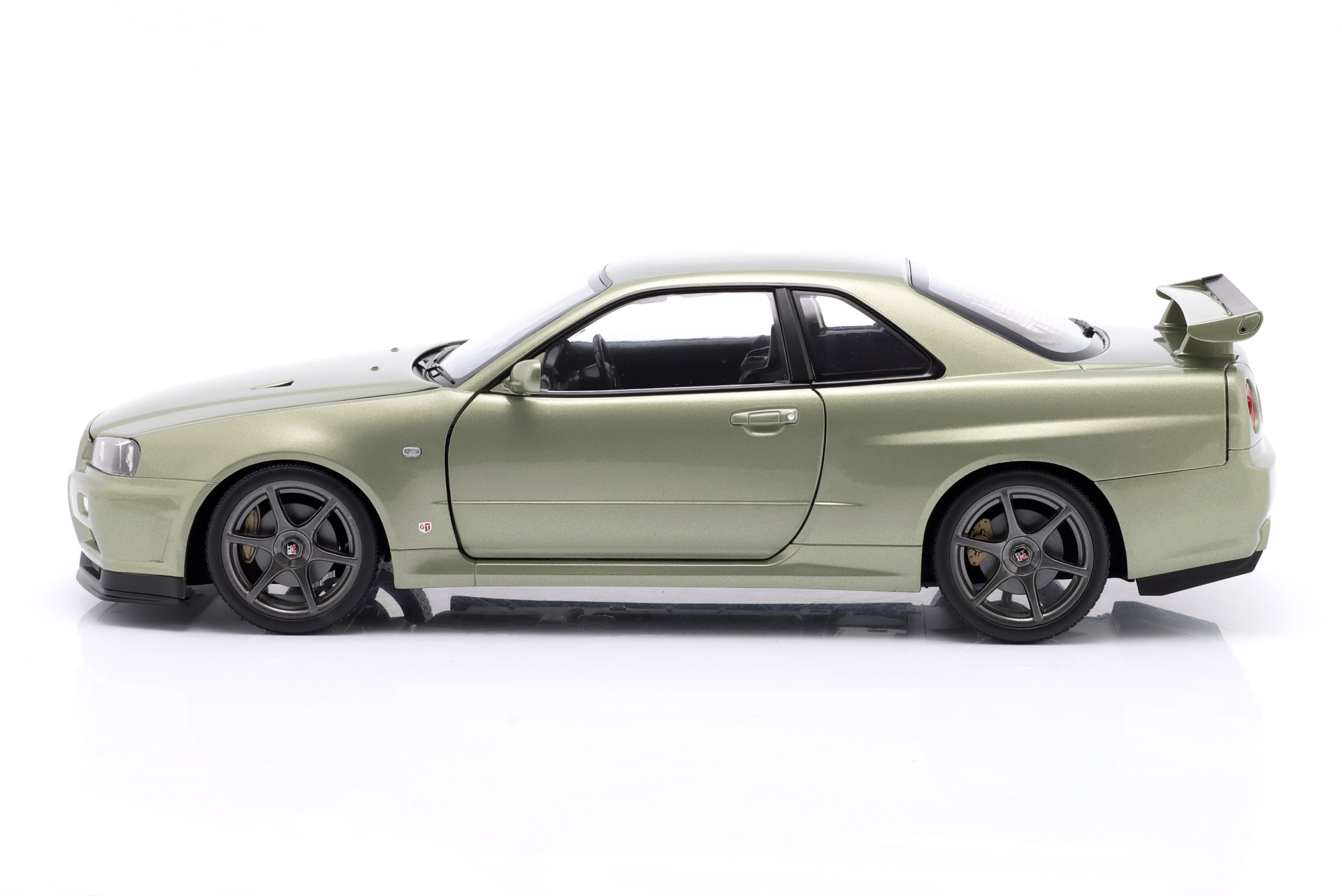 Nissan Skyline GT-R (R34) V-Spec N&uuml;r OEM-Felgen 2001 hellgr&uuml;n metallic  