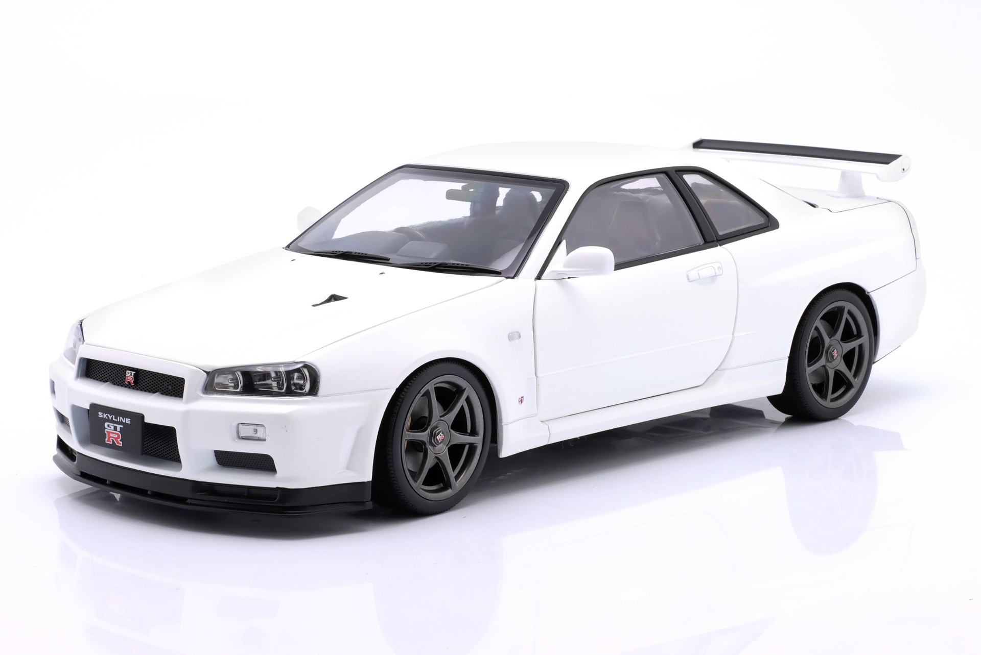 Nissan Skyline GT-R (R34) V-Spec II OEM-Felgen 2001 wei&szlig;  