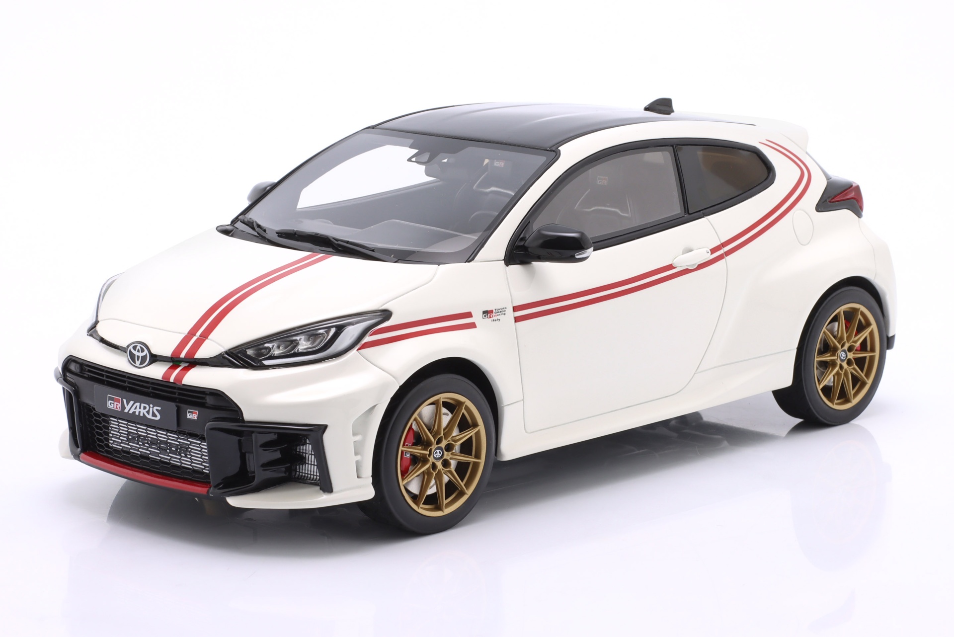 Toyota GR Yaris TGR Italy Baujahr 2024 wei&szlig;  OttOmobile