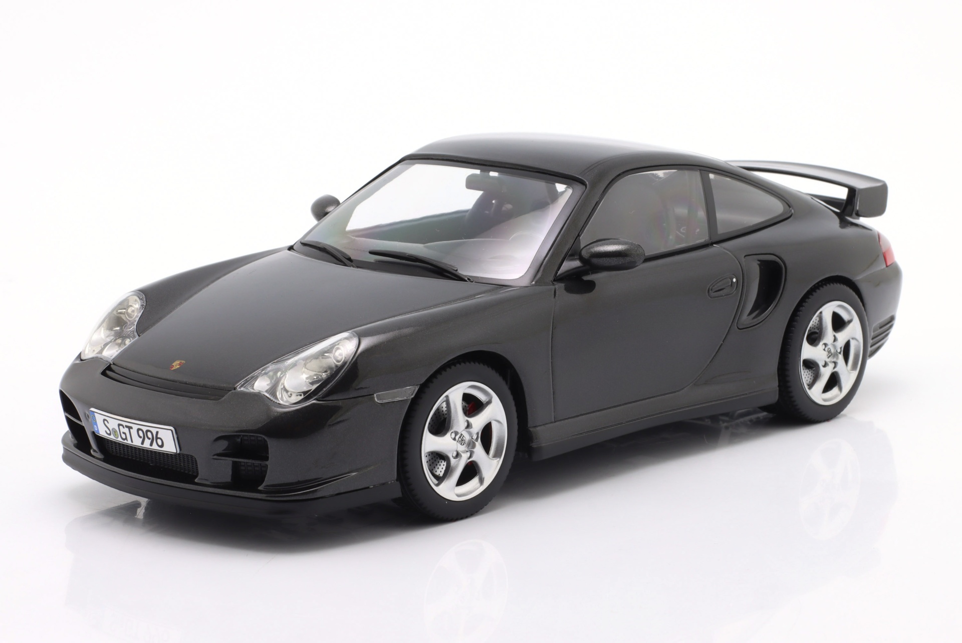Porsche 911 (996) GT2 Baujahr 2001 schwarz metallic  