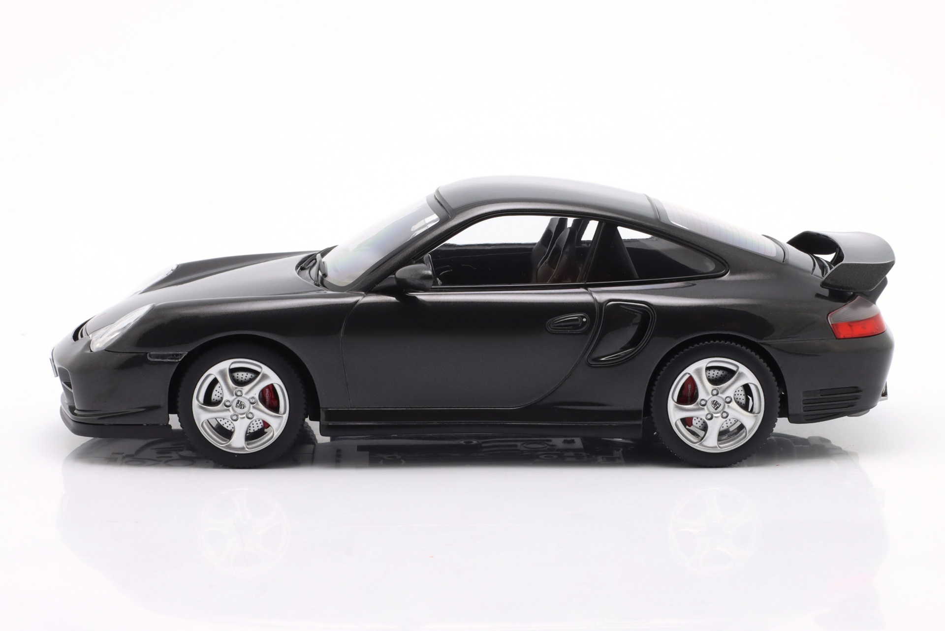 Porsche 911 (996) GT2 Baujahr 2001 schwarz metallic  