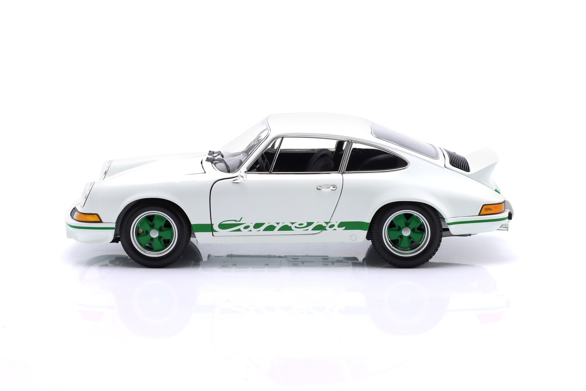 Porsche 911 Carrera RS 2.7 Baujahr 1972 wei&szlig; / gr&uuml;n  