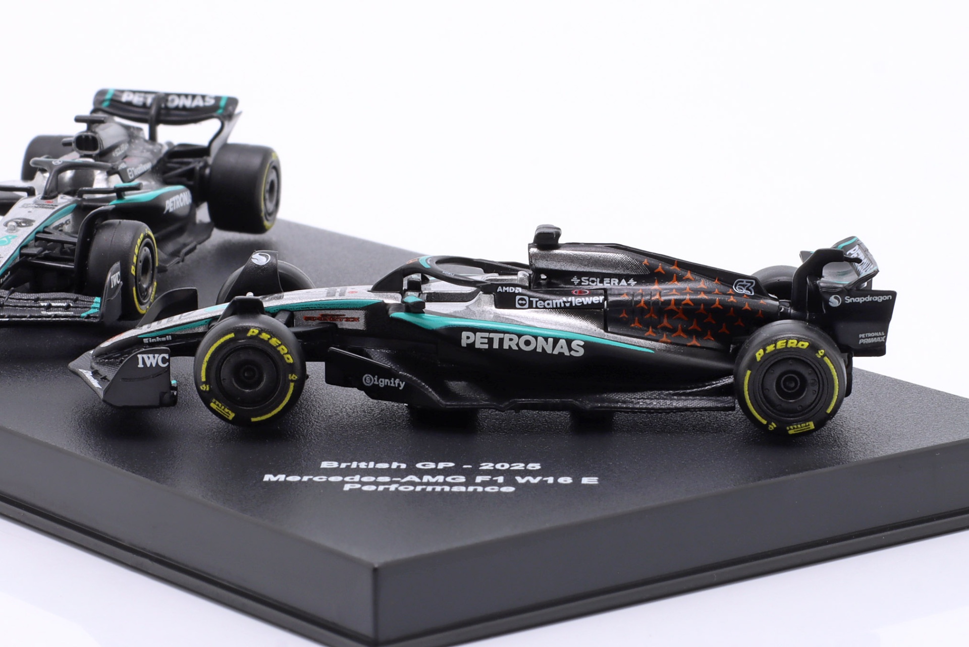 2-Car Set George Russell Mercedes-AMG F1 W16 #63 Formel 1 2025  