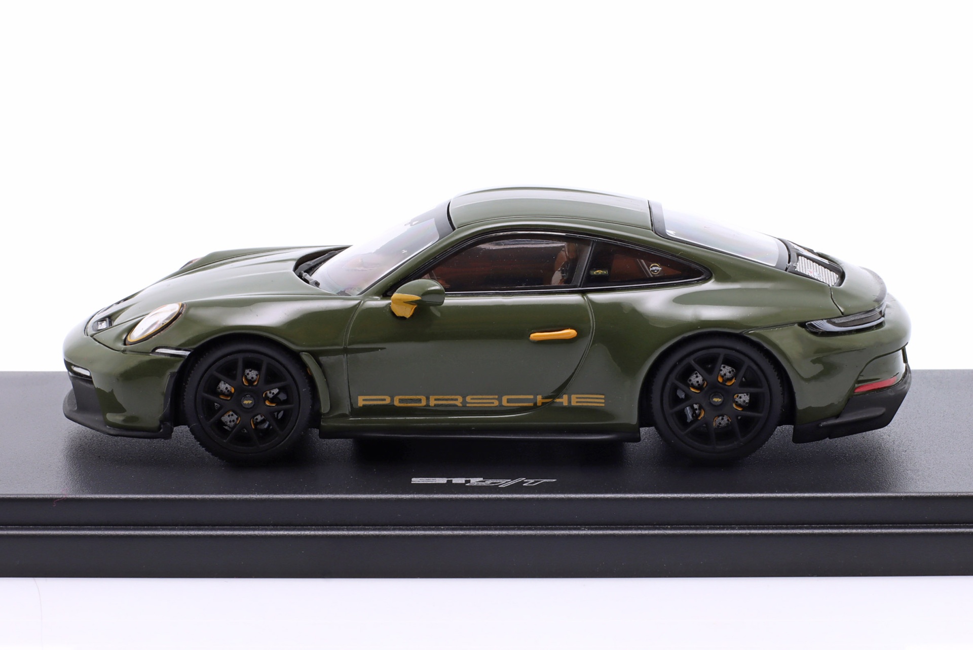 Porsche 911 (992) S/T Sonderwunsch Baujahr 2024 olivgr&uuml;n  