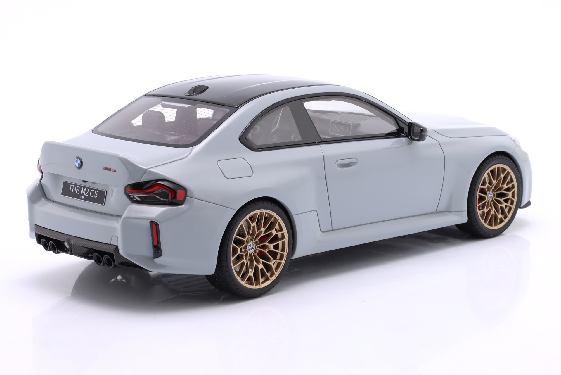 BMW M2 CS Baujahr 2026 grau  GT-Spirit