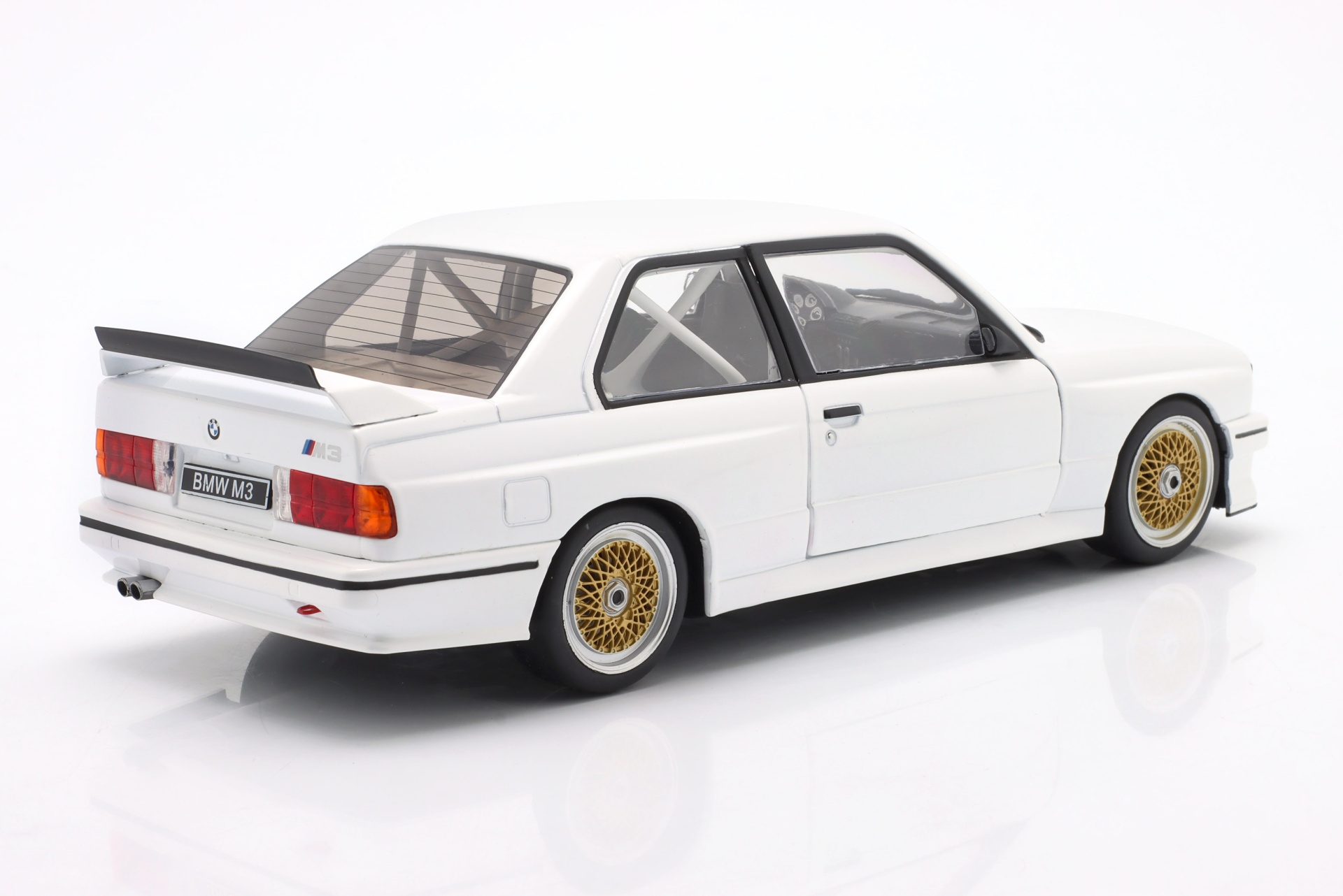 BMW E30 M3 Race Ready Baujahr 1987 wei&szlig;  