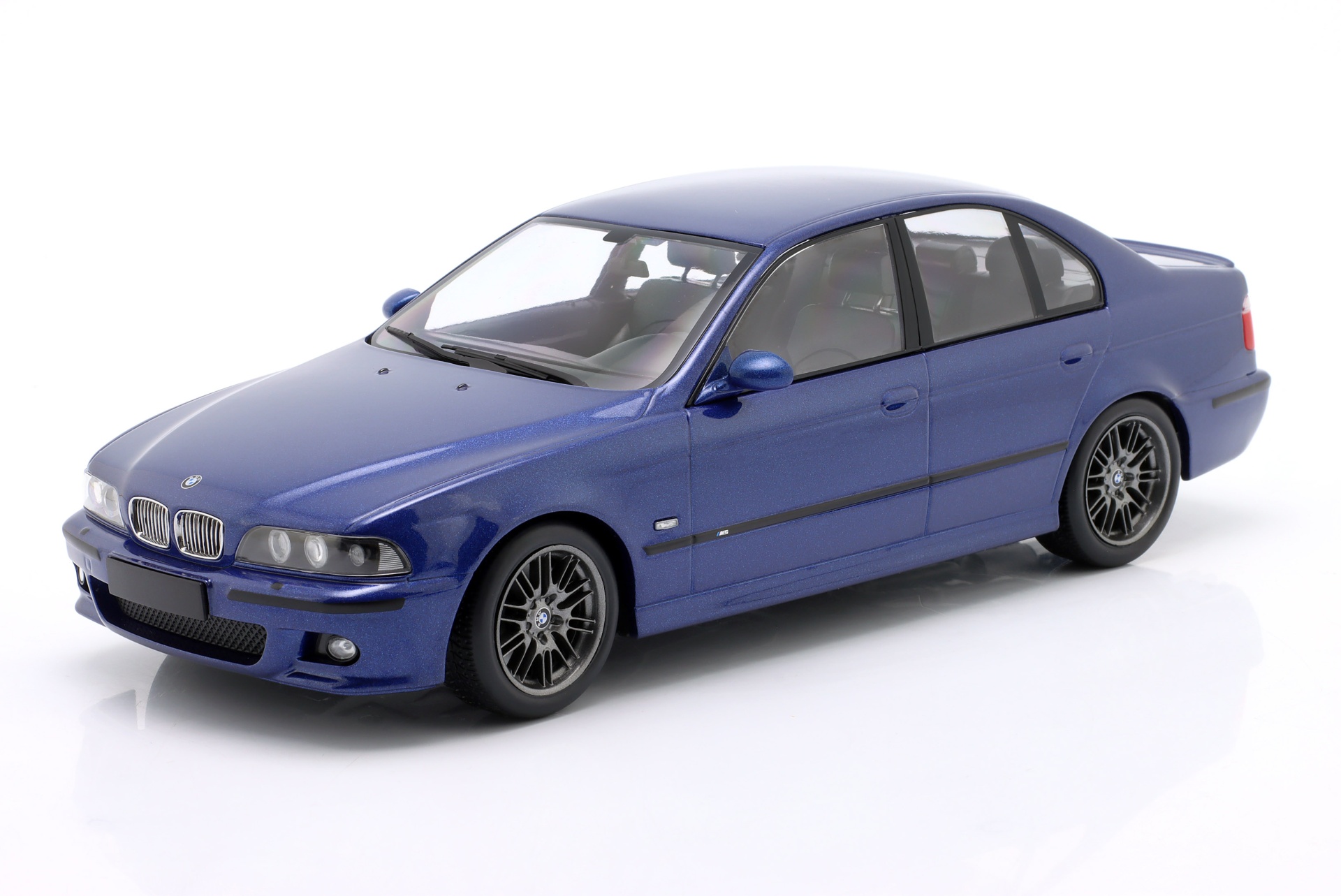 BMW M5 E39 Baujahr 1998 blaumetallic  