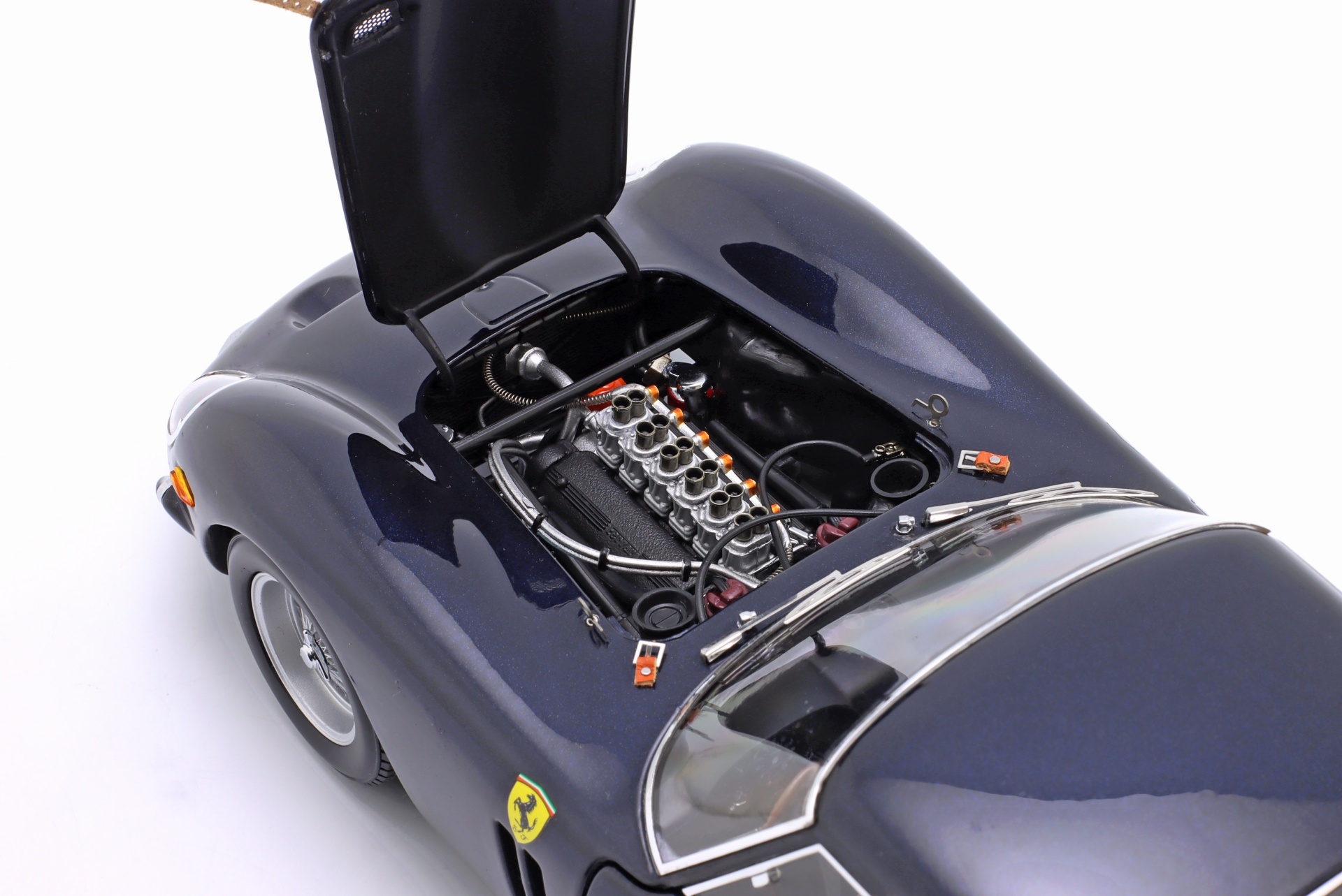 Ferrari 250 GTO Baujahr 1962 dunkelblau  