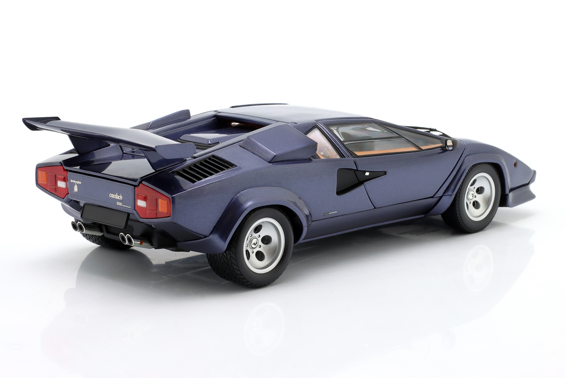 Lamborghini Countach LP5000 Quattrovalvole Baujahr 1982 dunkel blau  