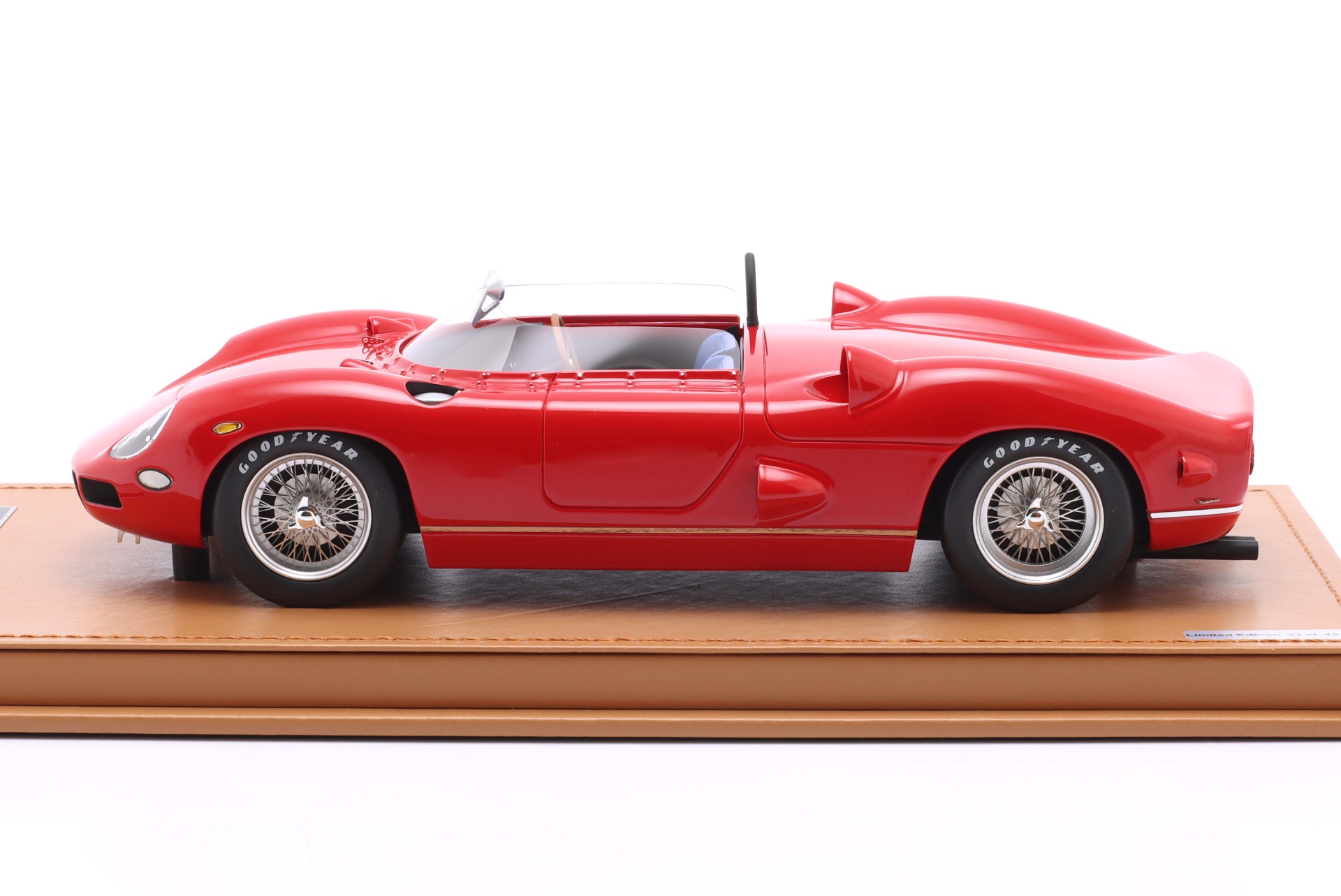 Ferrari 330P Presse-Version 1965 rot  