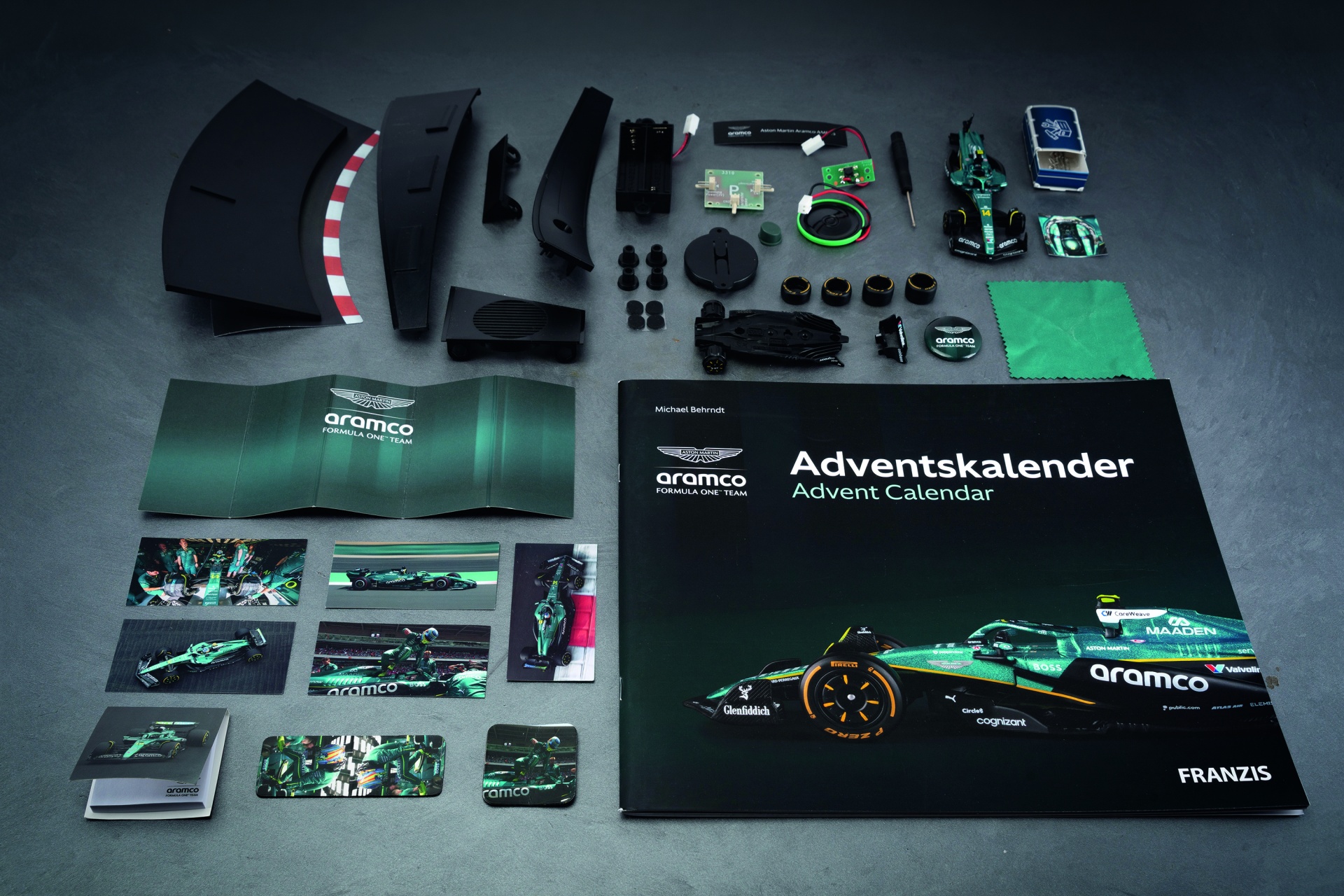 Fernando Alonso Aston Martin Aramco Formel 1 Adventskalender  